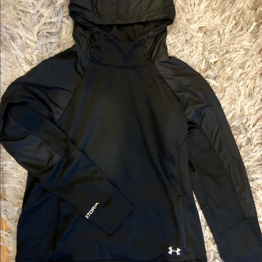 Women’s Black Under Armour Pullover